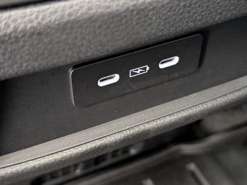 Used 2025 Honda Pilot Touring image 27