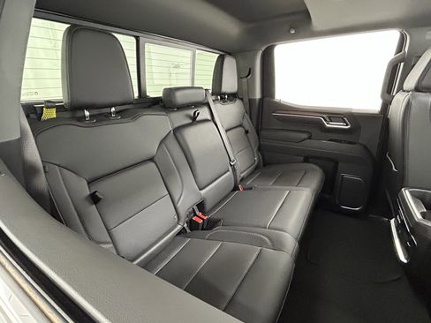 Used 2025 GMC Sierra 1500 Denali w/ Technology Package image 40