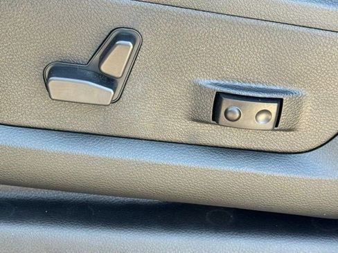 New 2026 RAM 2500 Big Horn AWD/4WD image 11