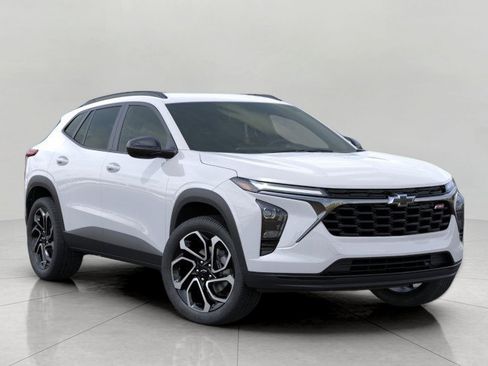 New 2026 Chevrolet Trax RS w/ Driver Confidence Package image 1