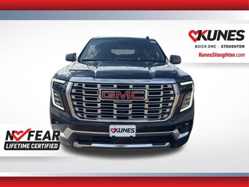 Used 2025 GMC Yukon XL Denali image 5