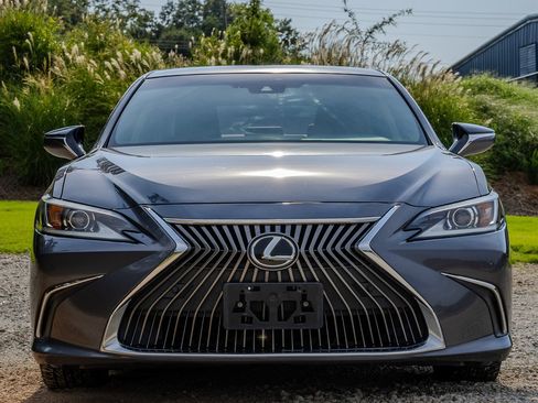 Used 2021 Lexus ES 350 w/ Premium Package FWD image 8