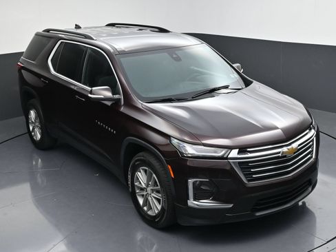 Used 2023 Chevrolet Traverse LT AWD/4WD image 49