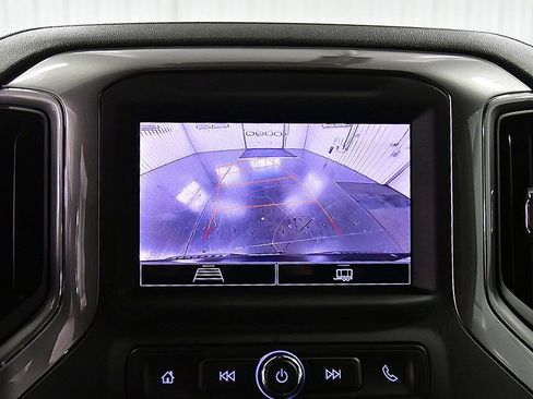 Used 2022 Chevrolet Silverado 1500 Custom image 25