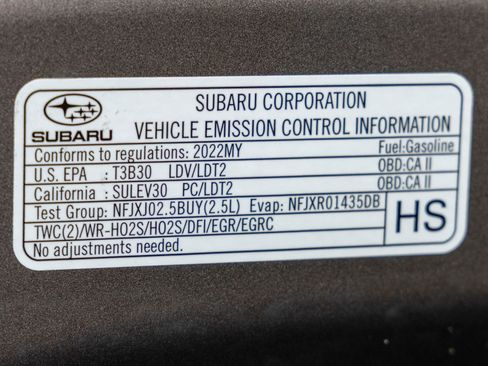 Used 2022 Subaru Outback Premium image 31