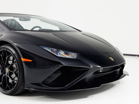 Used 2021 Lamborghini Huracan EVO RWD image 57