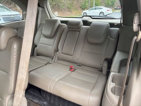 Used 2015 Honda Odyssey Touring Elite image 20