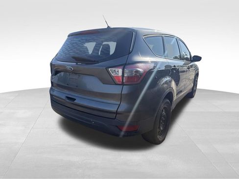 Used 2017 Ford Escape S FWD image 3