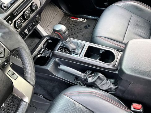 Used 2021 Toyota Tacoma TRD Pro image 16