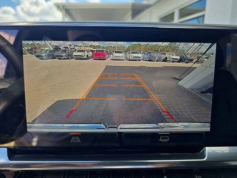 New 2025 GMC Sierra 1500 Elevation image 20