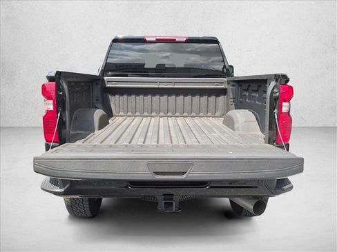 Used 2025 Chevrolet Silverado 2500 Custom w/ Custom Value Package AWD/4WD image 6