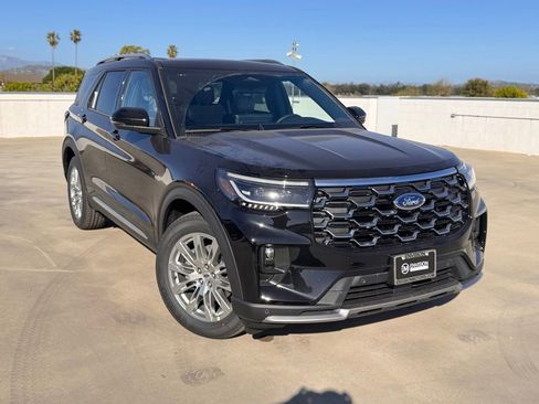 New 2026 Ford Explorer Platinum RWD image 2