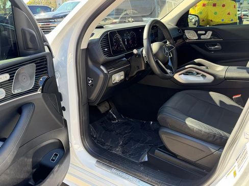 Used 2024 Mercedes-Benz GLE 580 4MATIC image 16
