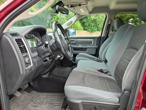 Used 2017 RAM 1500 Lone Star RWD image 9