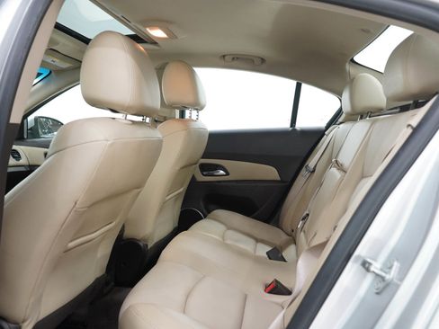 Used 2014 Chevrolet Cruze LT w/ Sun, Sound and Sport Package FWD image 13