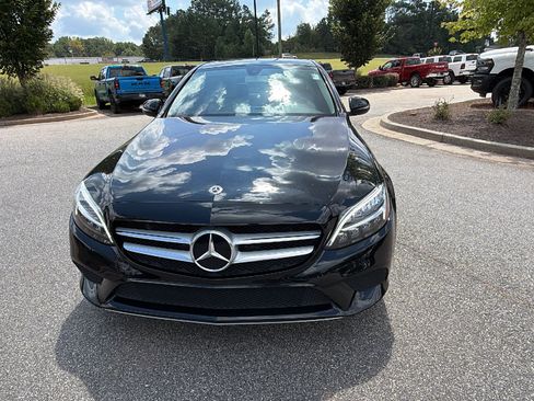 Used 2019 Mercedes-Benz C 300 Sedan image 3