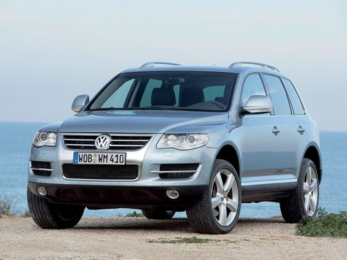 Used 2008 Volkswagen Touareg V8 AWD/4WD image 1