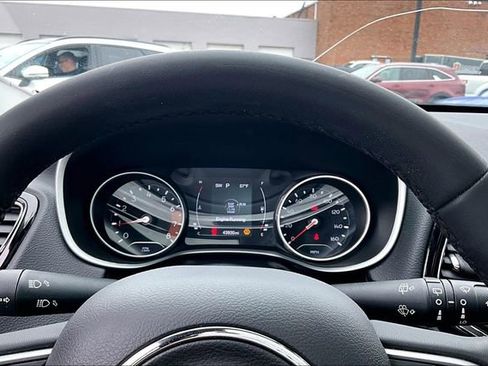 Used 2021 Jeep Compass Latitude w/ Sun and Sound Group image 18