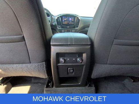 Certified 2023 Chevrolet Traverse LT AWD/4WD image 22