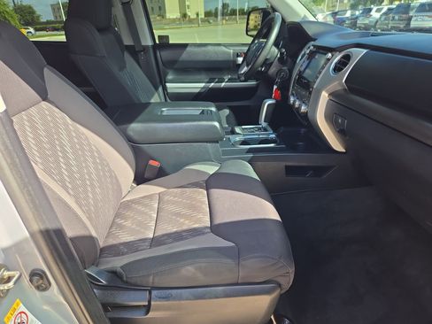 Used 2020 Toyota Tundra SR5 w/ SR5 Upgrade Package RWD image 28