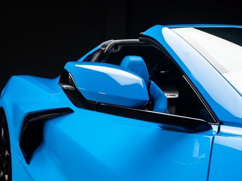Used 2022 Chevrolet Corvette Stingray Premium Cpe w/ Battery Protection Package RWD image 14