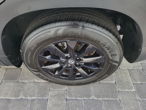 Used 2025 MAZDA CX-50 AWD 2.5 S w/ Preferred Package image 11