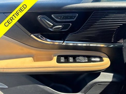 Used 2022 Lincoln Corsair Reserve w/ Equipment Group 201A AWD/4WD image 9