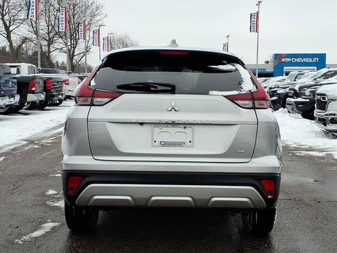 Used 2024 Mitsubishi Eclipse Cross SE image 6