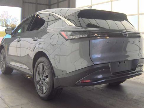 Used 2025 Nissan Murano SL AWD/4WD image 6