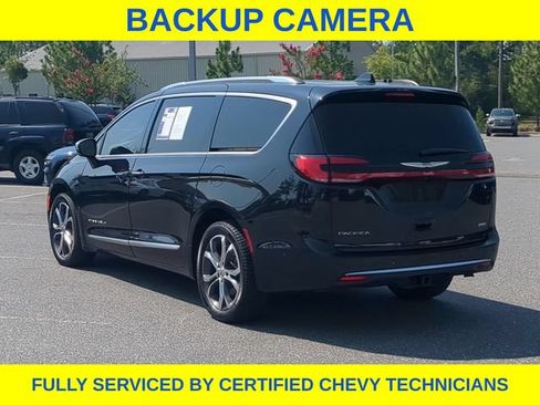 Used 2022 Chrysler Pacifica Pinnacle AWD/4WD image 9