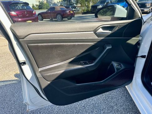 Used 2019 Volkswagen Jetta S FWD image 10