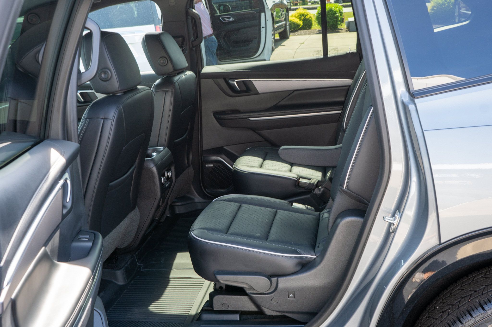 New 2026 Buick Enclave Sport Touring w/ Power Package FWD image 29