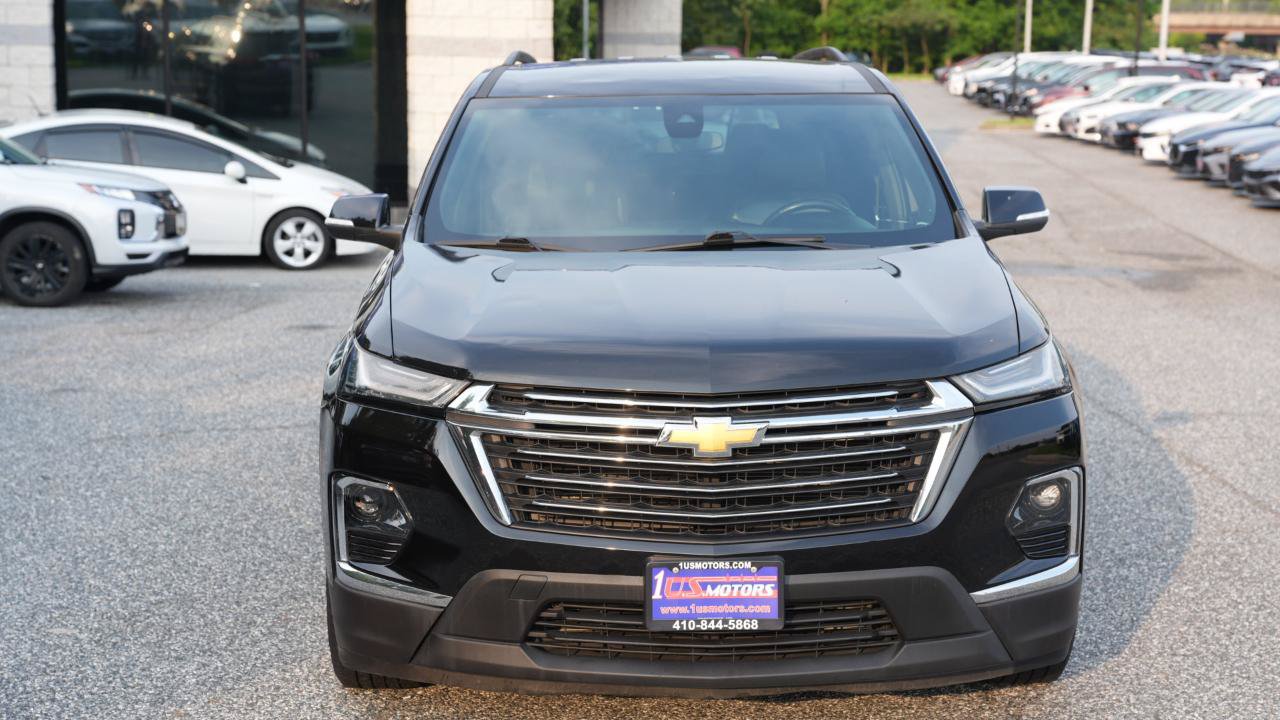 Used 2023 Chevrolet Traverse LT AWD/4WD image 2