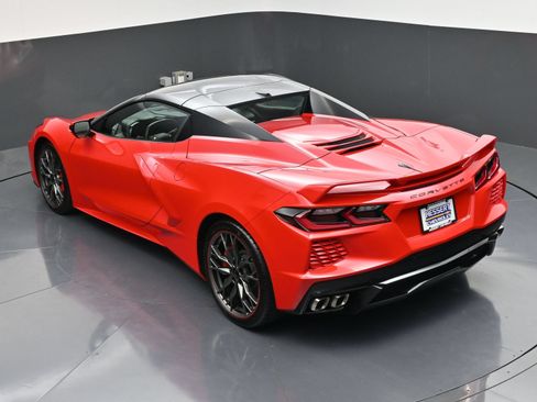 Used 2024 Chevrolet Corvette Stingray Premium Conv w/ Z51 Performance Package RWD image 49