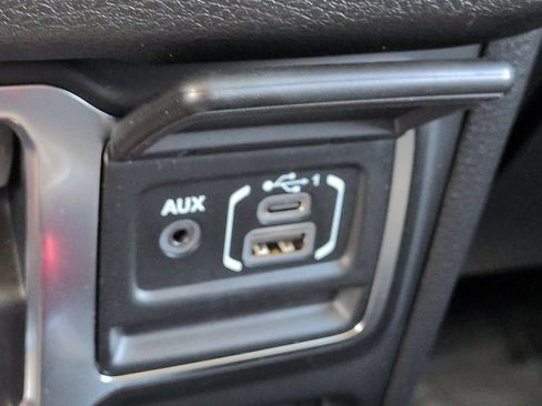 Certified 2025 Jeep Wrangler Sport AWD/4WD image 19