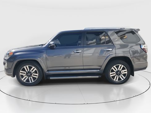 Used 2020 Toyota 4Runner Limited image 6