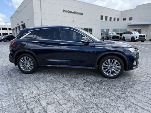 Certified 2024 INFINITI QX50 Luxe FWD image 10