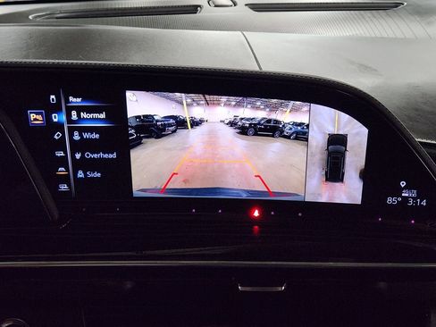 Used 2023 Cadillac Escalade V AWD/4WD image 42