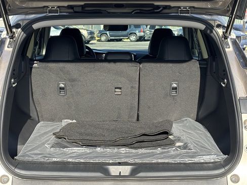 New 2025 Nissan Murano SL image 12