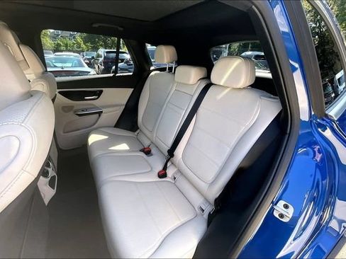 Used 2026 Mercedes-Benz GLC 300 4MATIC image 17