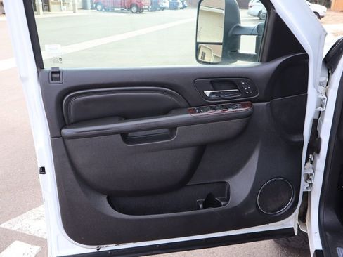 Used 2014 GMC Sierra 2500 Denali image 24