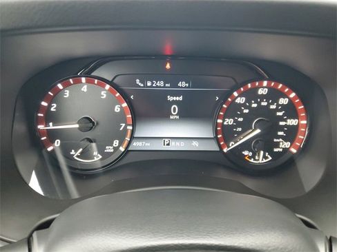 Used 2025 Nissan Frontier Pro-X image 19