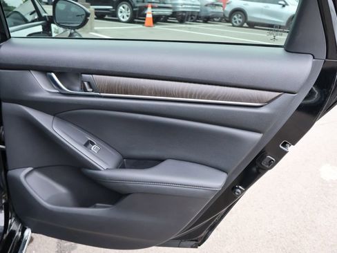 Used 2021 Honda Accord EX-L image 14