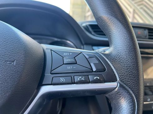 Used 2017 Nissan Rogue S FWD image 22