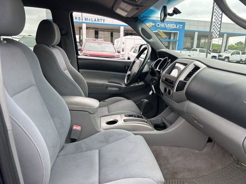 Used 2007 Toyota Tacoma PreRunner RWD image 28