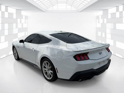 Used 2024 Ford Mustang GT Premium RWD image 5