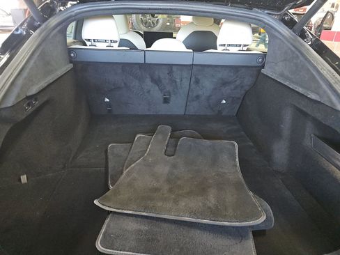 Used 2022 Tesla Model S Plaid image 32