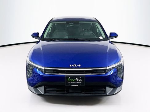 Used 2025 Kia K4 FWD image 2