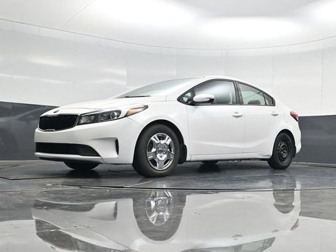 Used 2017 Kia Forte LX w/ LX Popular Package image 51