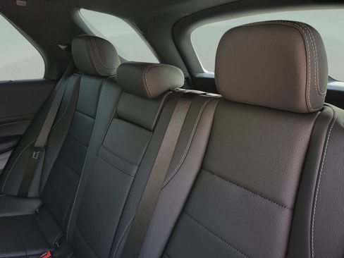 Certified 2026 Mercedes-Benz GLE 350 4MATIC image 6